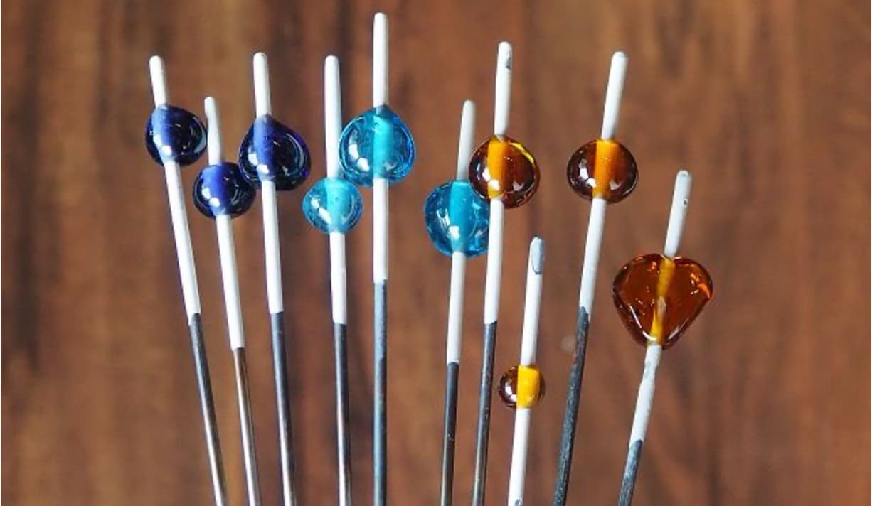 街パビOSAKAオープンファクトリー｜Irisガラス工房の提供するガラス玉製造体験プラン