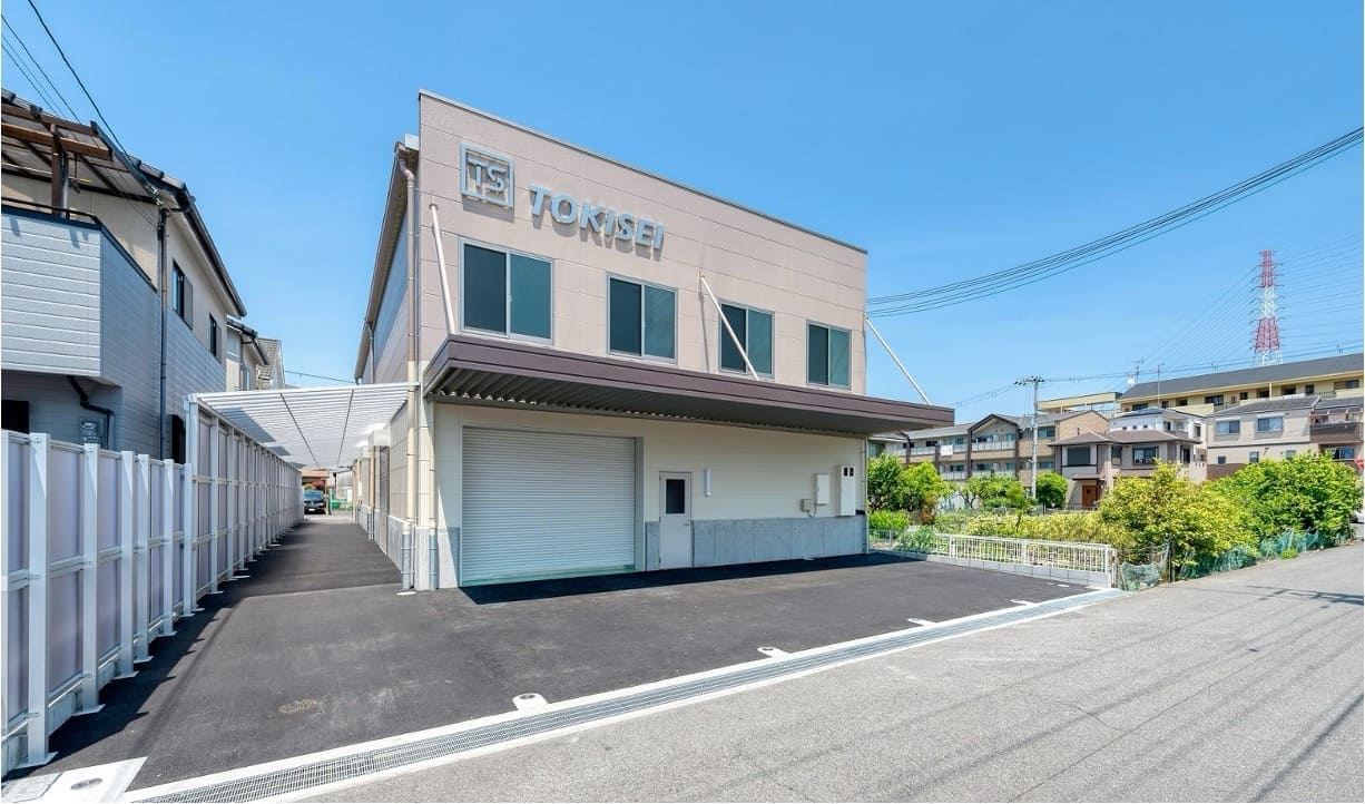 街パビOSAKA｜日本一の看板製造工場で行う、本格フォトフレーム作り体験